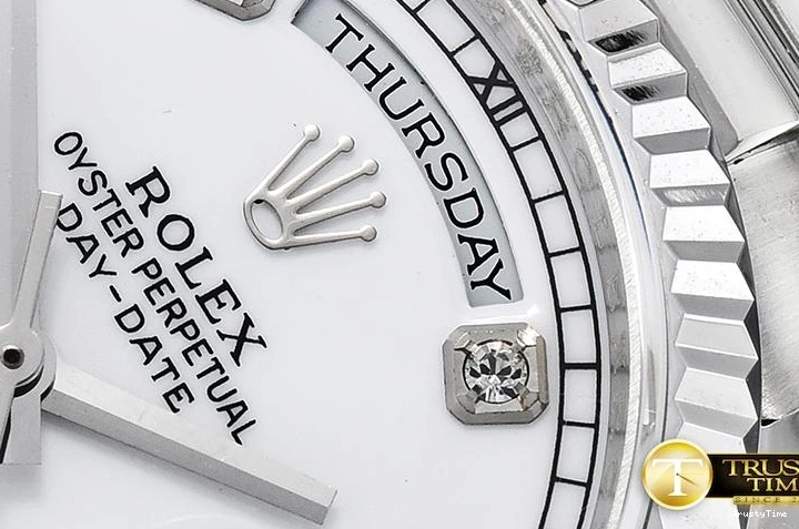 0303 RDD0214D – DayDate 36mm Elegant 683